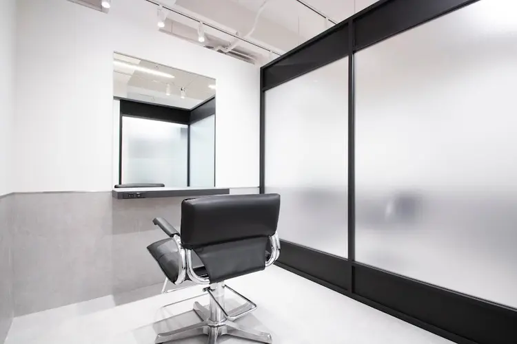 DX SHARE SALON 原宿店の内観・外観2