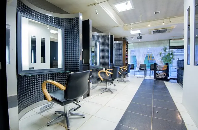 an池袋本店の内観・外観1