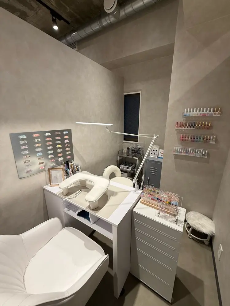 éclat nail studio（She nail studio内）の内観・外観1