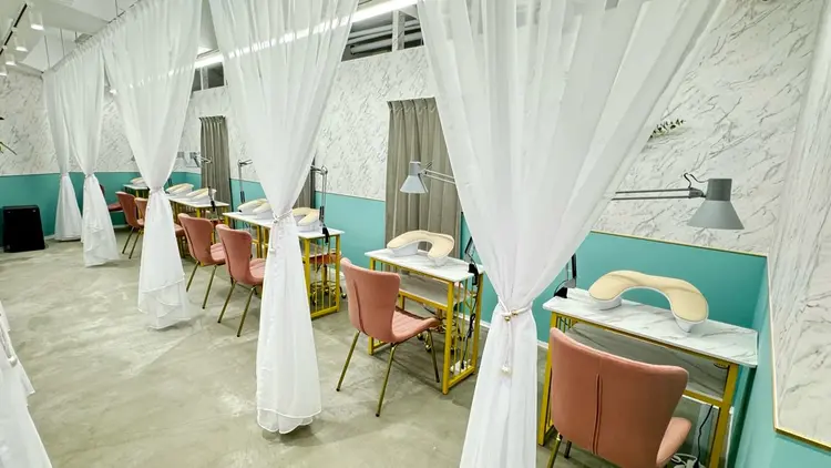 Nail Share Salon Maririsの内観・外観1