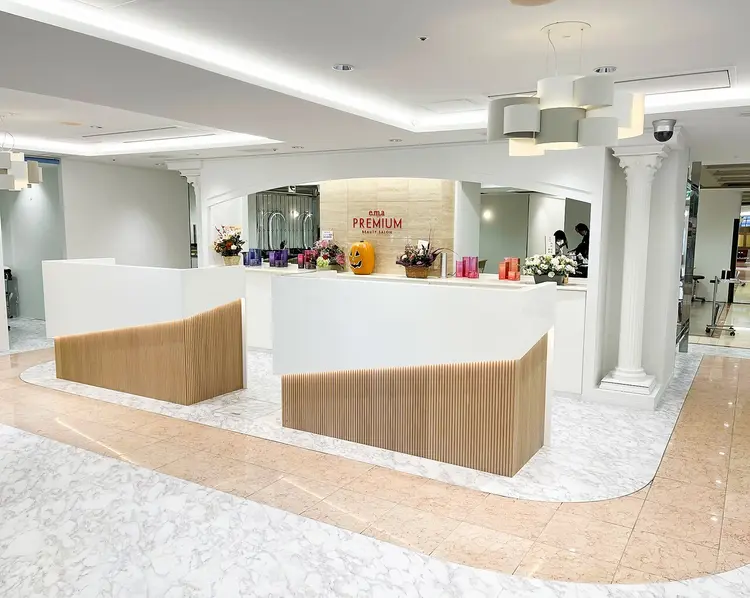 e.m.a PREMIUM BEAUTY SALON 栄店の内観・外観2