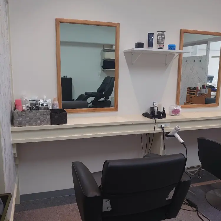 Men’s salon magicの内観・外観3