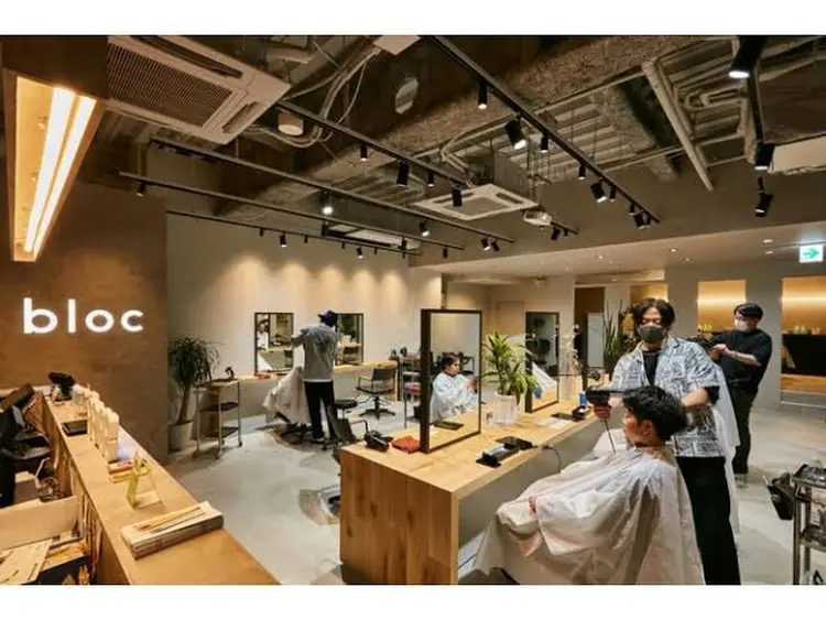 ヒロ銀座バーバーショップ札幌本店の内観・外観1