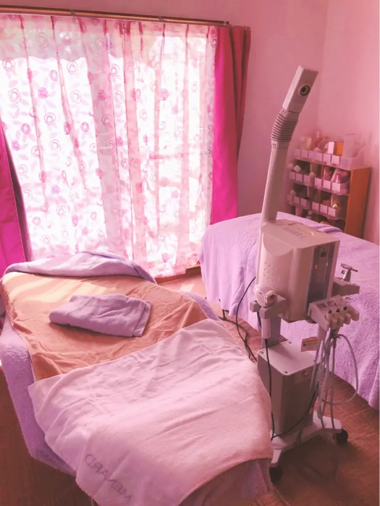 メナード 富木島伏見代行店の内観・外観3