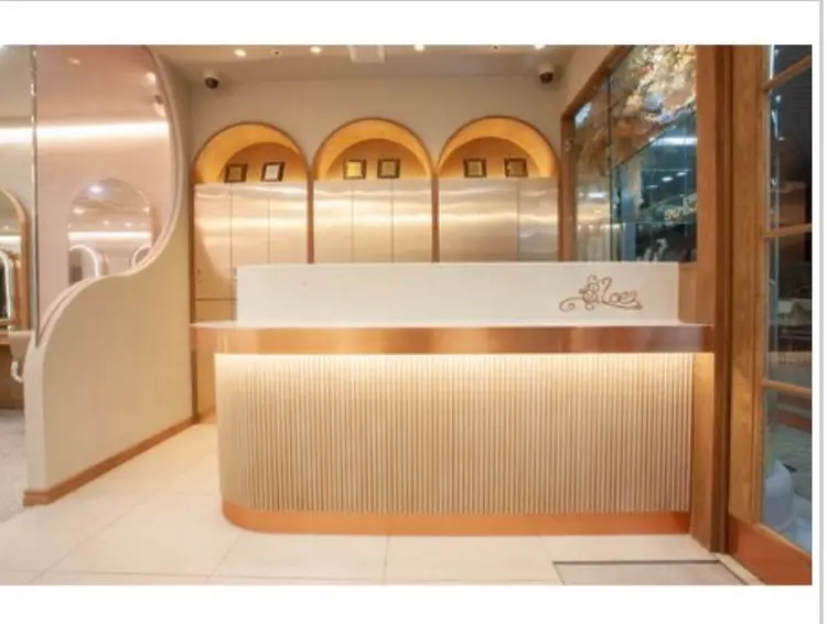 Cloe 梅田店の内観・外観2