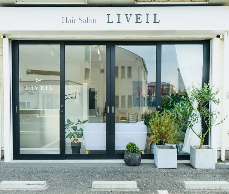 LIVEILの内観・外観1