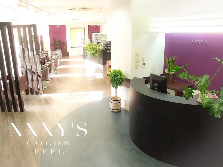 XXXY'S　COLOR FEEL　facial & nailの内観・外観2