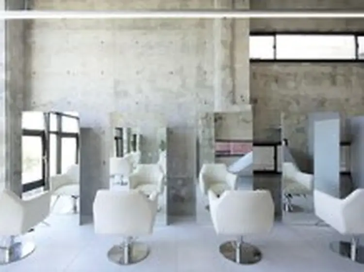 CHARLES DESSIN   tokyoの内観・外観2