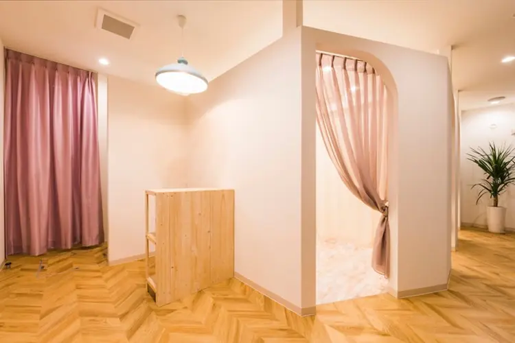 eyelash salon me 円山店の内観・外観2