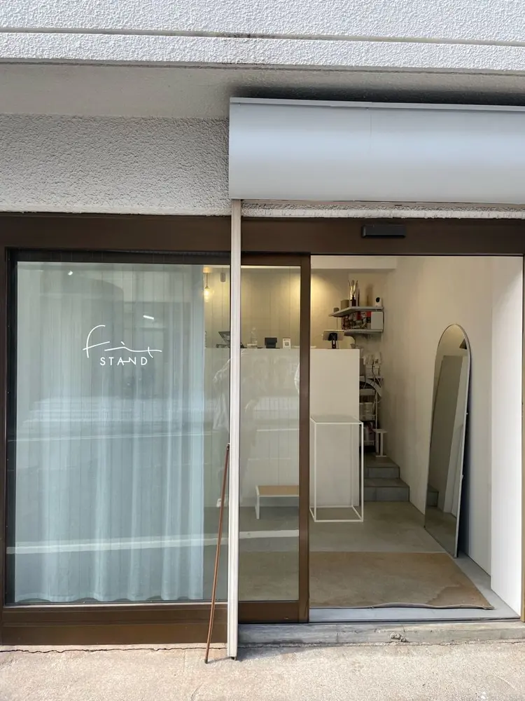 fit standの内観・外観2