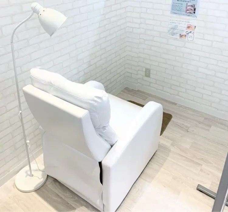 まつ毛エクステ・まつ毛パーマ・眉毛専門店memoto心斎橋店【メモト】の内観・外観1
