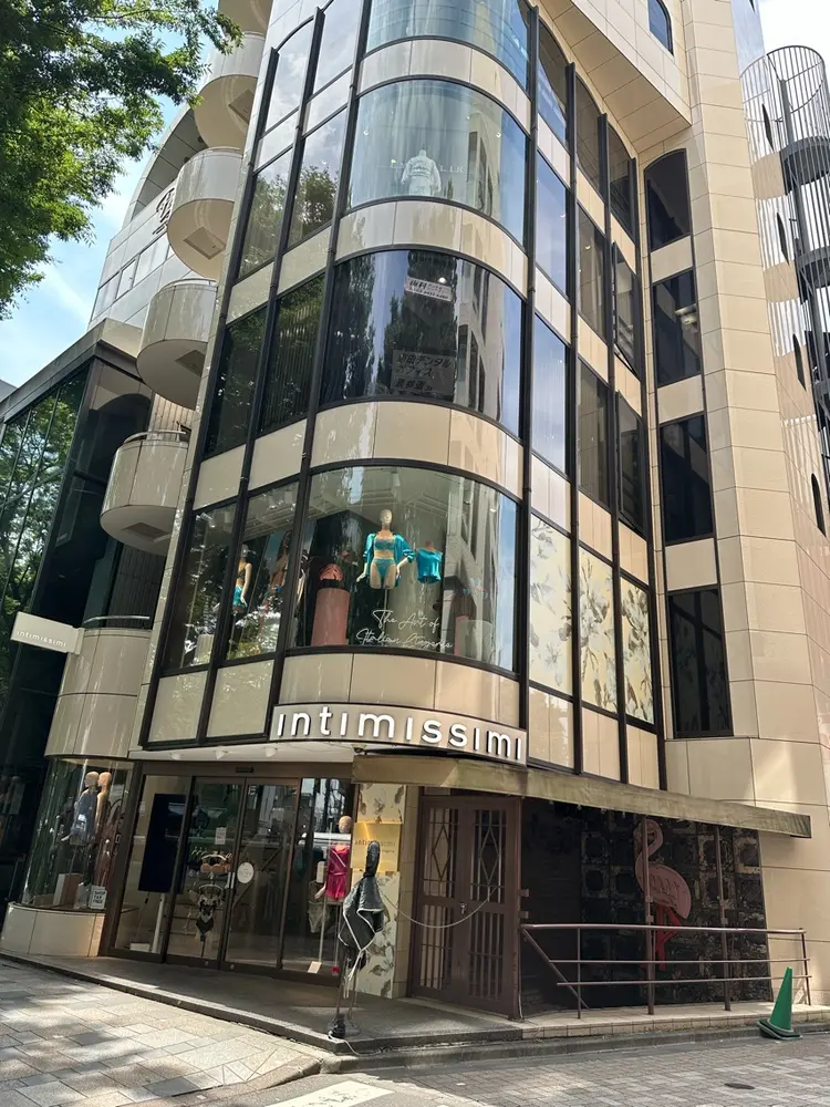 EMBELLIR fleur【アンベリール フルー】の内観・外観2