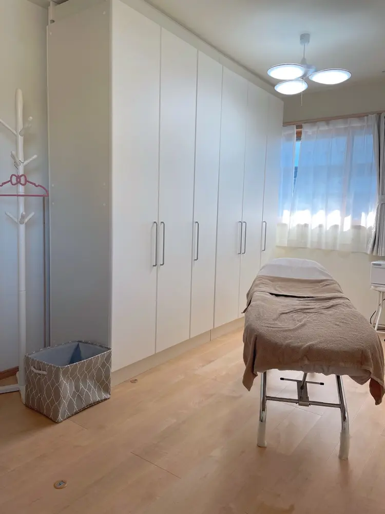 バスト専門サロンBONBONボンボンの内観・外観1