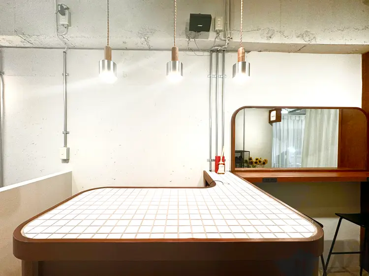 eight eyelash&nail 福岡天神店の内観・外観1