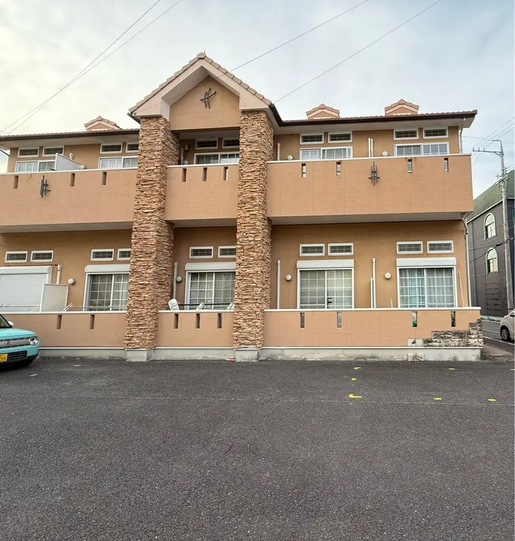 Aruの内観・外観1