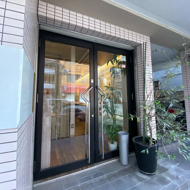 nail salon Rhino (ライナ)の内観・外観3