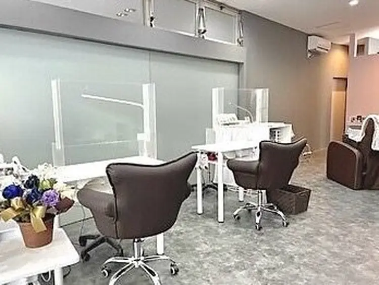 Can i Dressy 横須賀中央店の内観・外観2