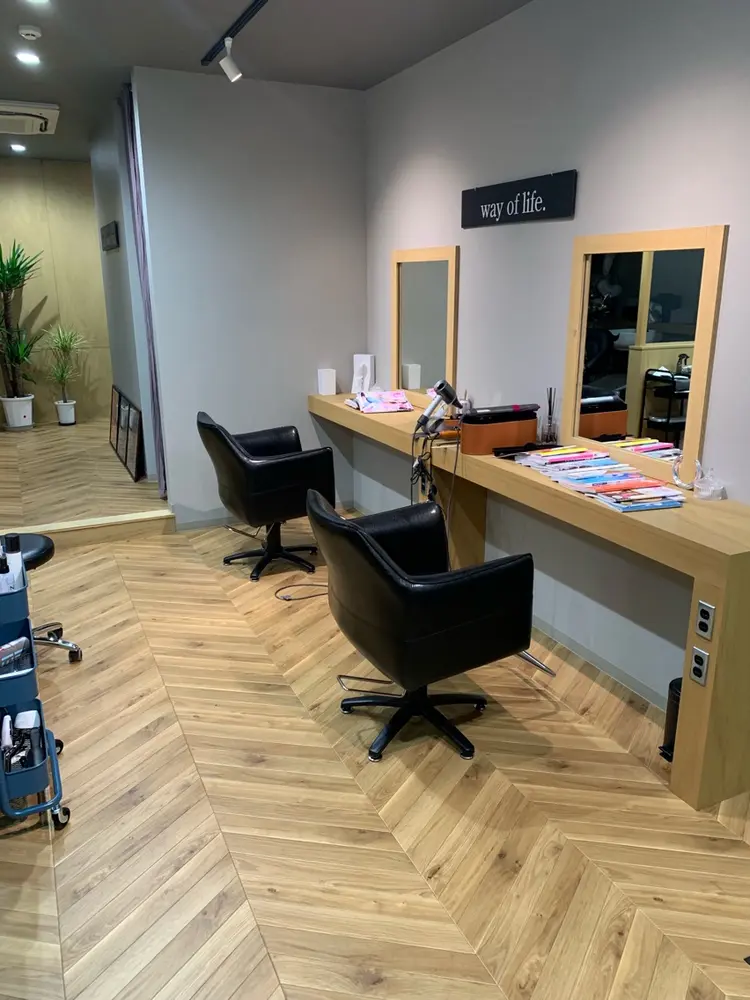REGISTA hair  worksの内観・外観1
