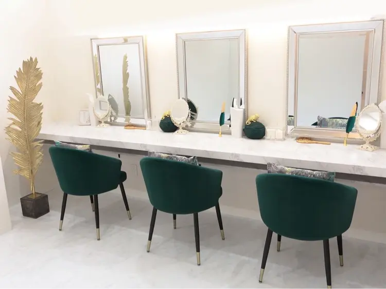 beauty salon peacockの内観・外観2