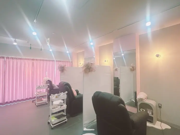 アイラッシュアイブロウサロンMEPPの内観・外観3