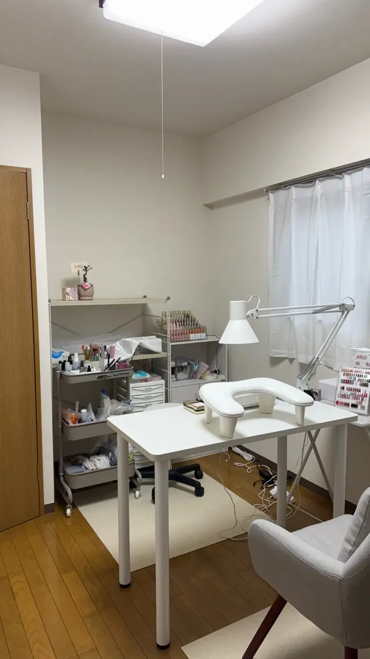 nailroom lilasの内観・外観1