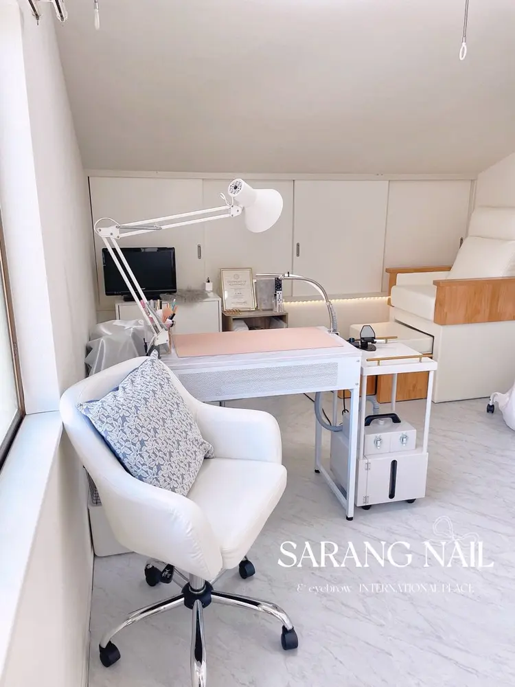 Sarang  Nailの内観・外観2