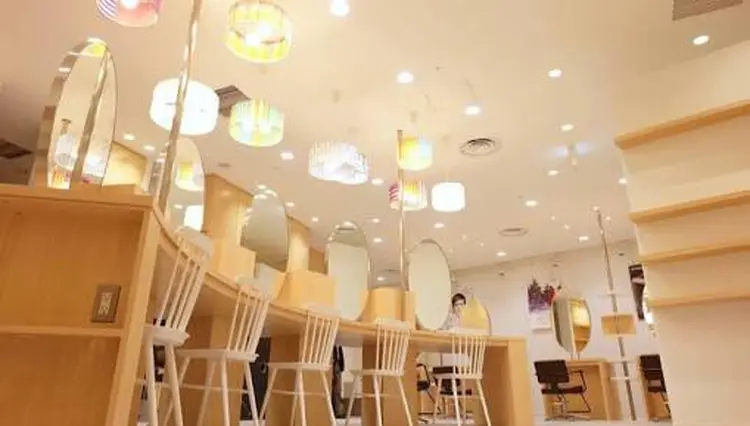 Le Clicの内観・外観2