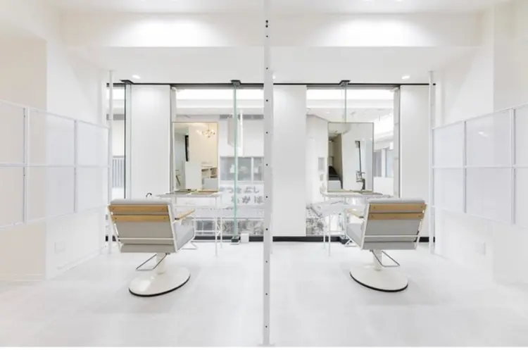 まつ毛ケアサロンviviの内観・外観1