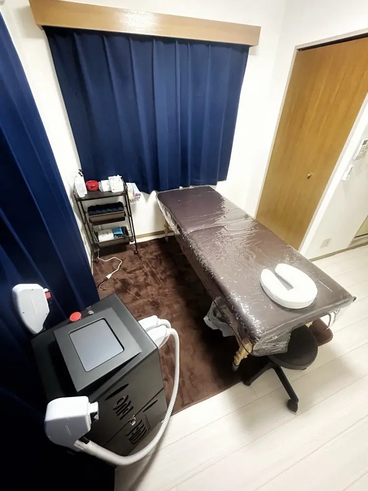 メンズ脱毛サロン shavysの内観・外観2