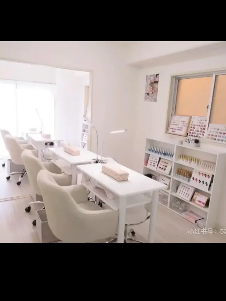 KIKI Nailの内観・外観1