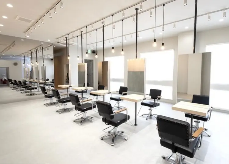 SOYON栄2号店の内観・外観1