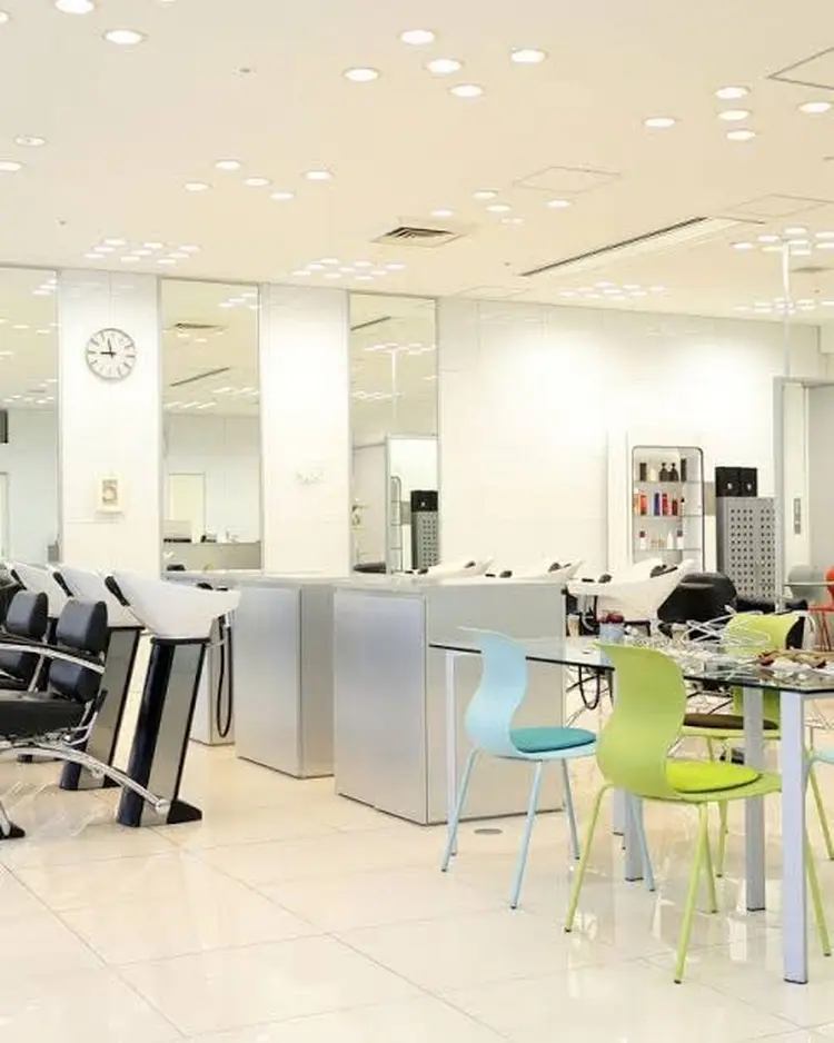 salon de u  ベルポート店の内観・外観2