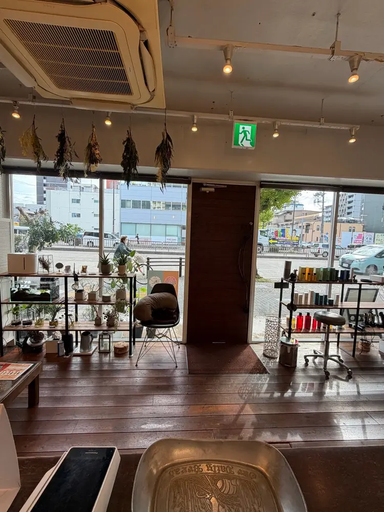 Noieの内観・外観1