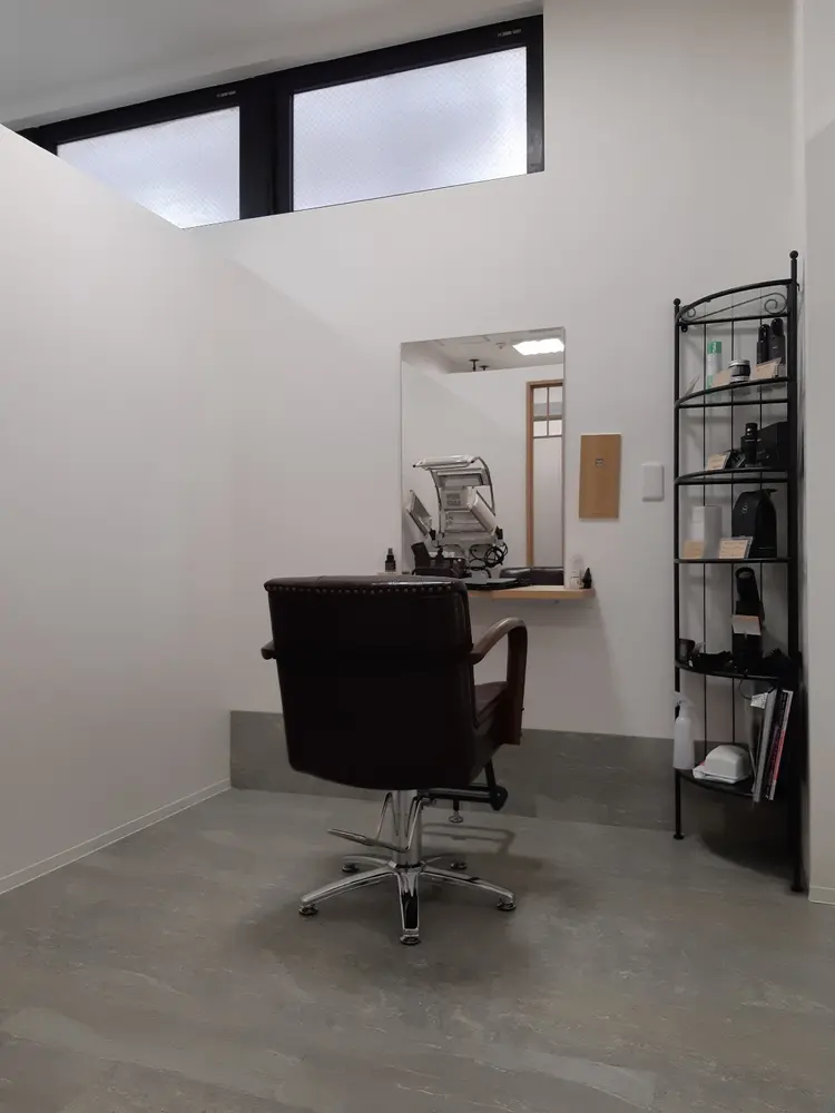 髪質改善専門店　Retaaan 天神店の内観・外観2