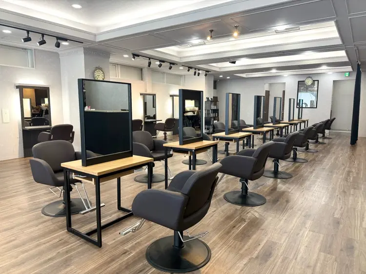 Kahuli hair Uluの内観・外観1