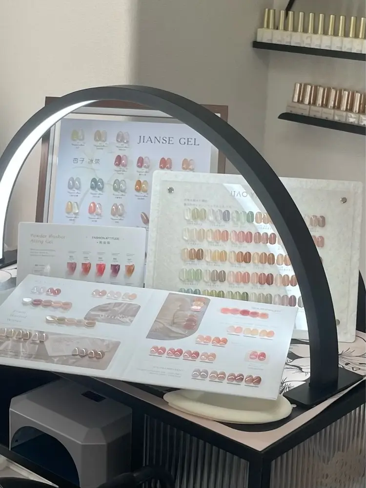 ChouChou NAIL SALONの内観・外観1