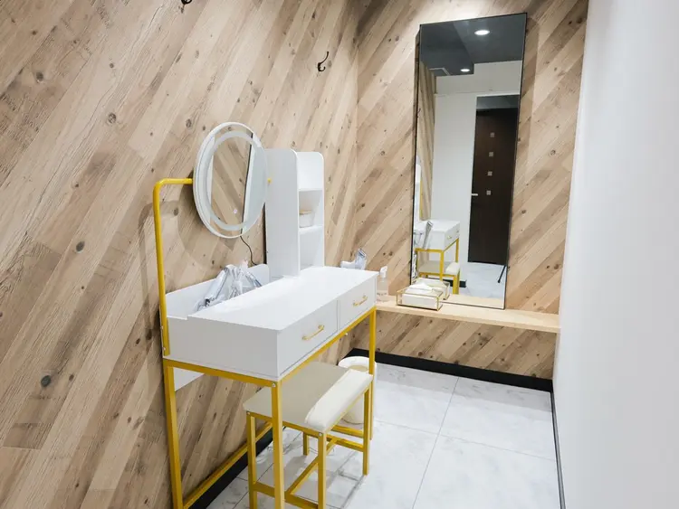 バストアップ専門店Lunalia Luxの内観・外観2