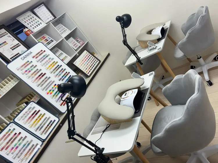 So nailの内観・外観2