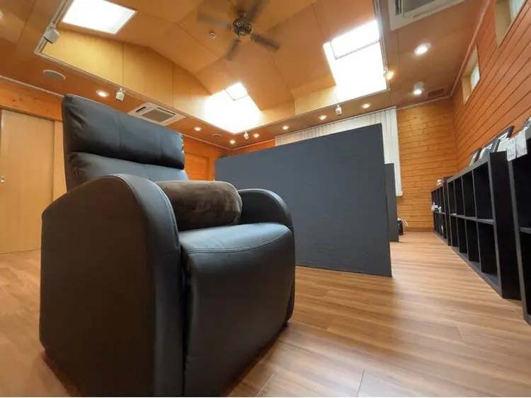 omu eyelashの内観・外観2