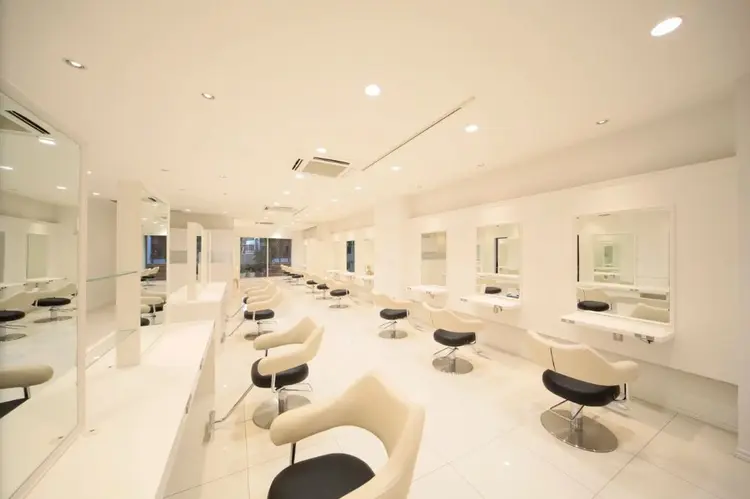 Ash 武蔵小金井店の内観・外観2