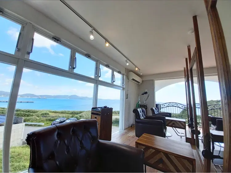 LA BELLAの内観・外観2