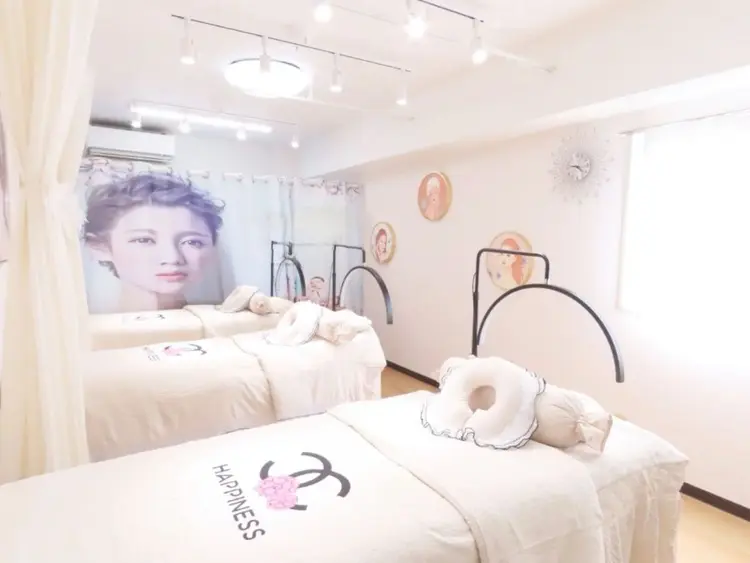 JINGOVA Tokyo Lash & Facialの内観・外観1