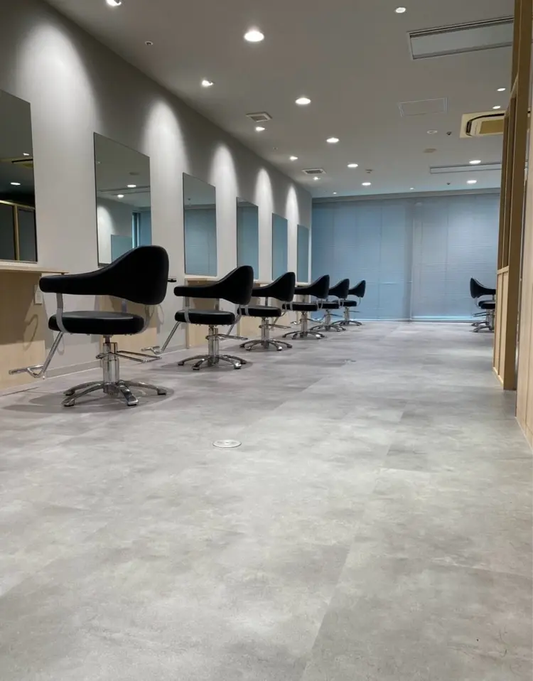 TORi 三宮店の内観・外観2