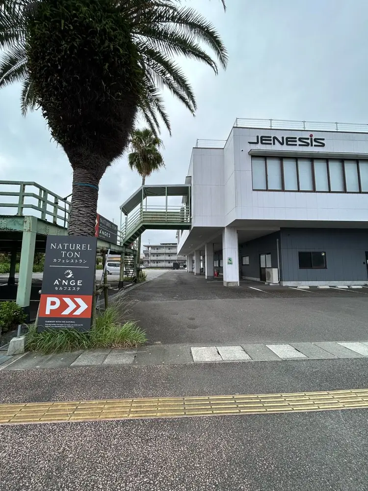 eyebrowsalon LUMIEUの内観・外観2