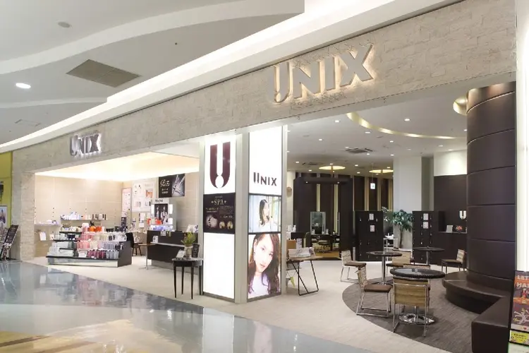 UNIX イオンレイクタウン店の内観・外観1