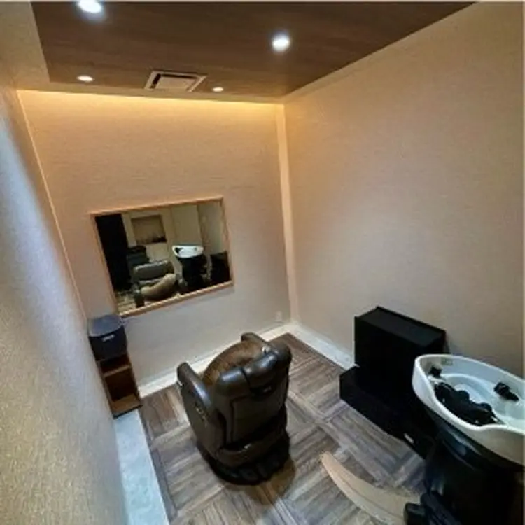 Caris横浜店の内観・外観3