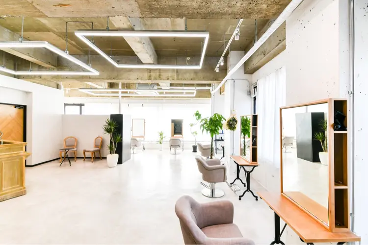 suiの内観・外観2