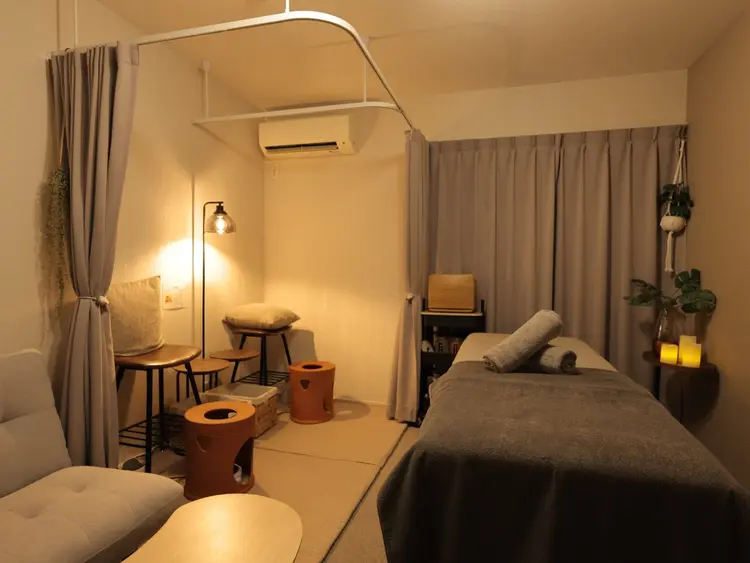 yomo  me!　黄土漢方蒸し&ビソンテラピーの内観・外観2