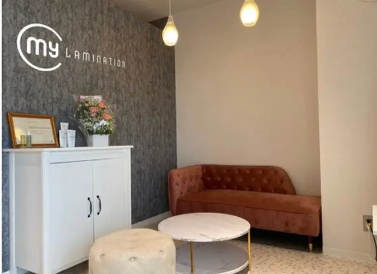 fl`EBISU.nail&eye 【フルゥ】の内観・外観1