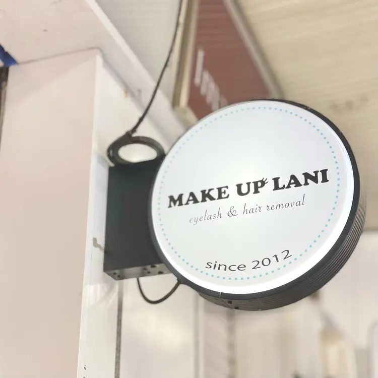 MAKE UP LANIの内観・外観1